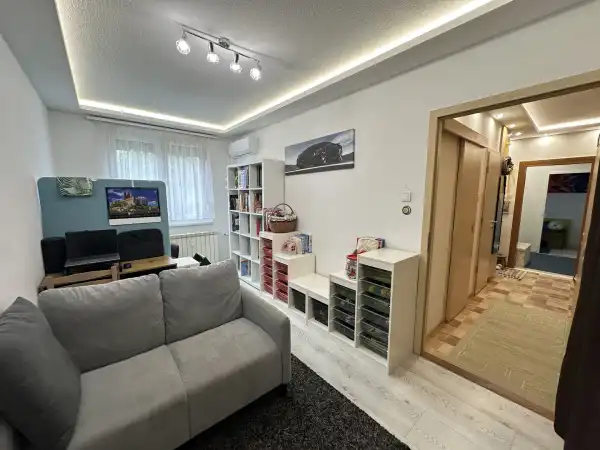 Eladó panel lakás, Budapest, XXI. kerület 2+1 szoba 55 m² 61.99 M Ft