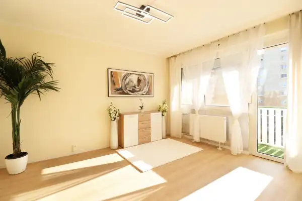 Eladó panel lakás, Dunaújváros 2 szoba 57 m² 40.99 M Ft