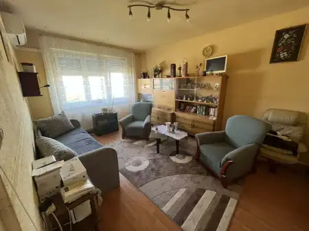 eladó panel lakás, Dunaújváros
