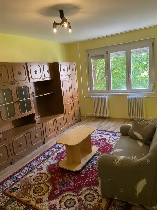 Eladó panel lakás, Dunaújváros 1 szoba 35 m² 26.2 M Ft