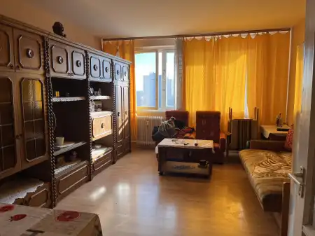 eladó panel lakás, Dunaújváros