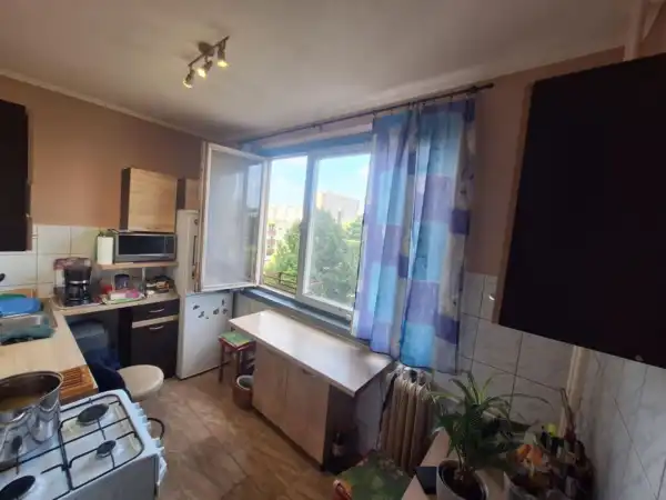 Eladó panel lakás, Dunaújváros 2 szoba 53 m² 25.8 M Ft