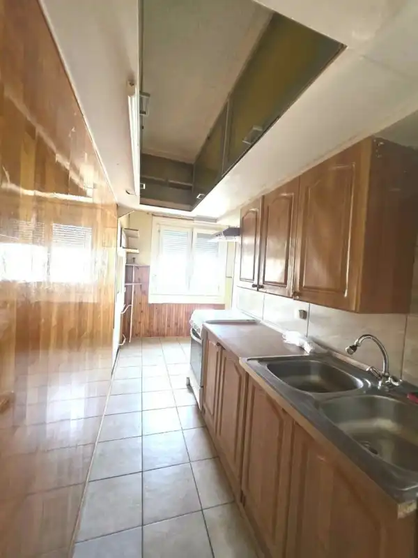 Eladó panel lakás, Dunaújváros 1+3 szoba 59 m² 32.9 M Ft