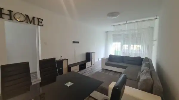 Eladó panel lakás, Dunaújváros 2 szoba 59 m² 35.9 M Ft