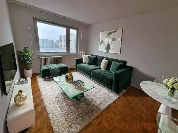 Eladó panel lakás, Dunaújváros 1 szoba 35 m² 23.9 M Ft