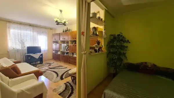 Eladó panel lakás, Dunaújváros 2 szoba 59 m² 32.9 M Ft