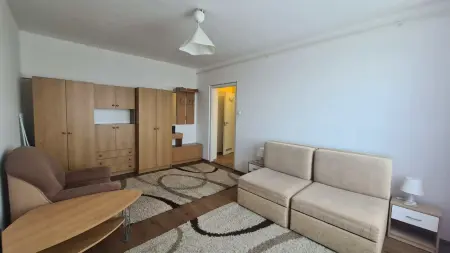 Eladó panel lakás, Dunaújváros 1 szoba 34 m² 23.3 M Ft