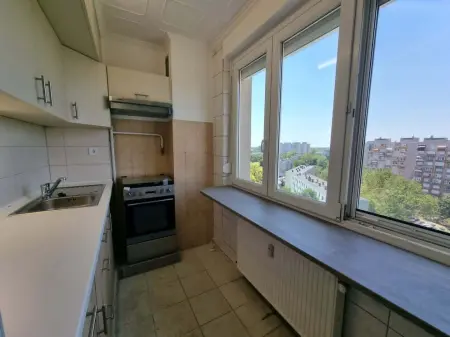 Eladó panel lakás, Dunaújváros 2 szoba 52 m² 35.5 M Ft