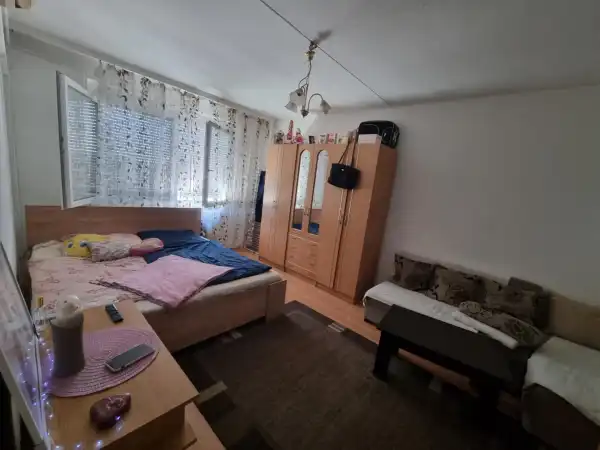 Eladó panel lakás, Dunaújváros 1 szoba 36 m² 22.5 M Ft