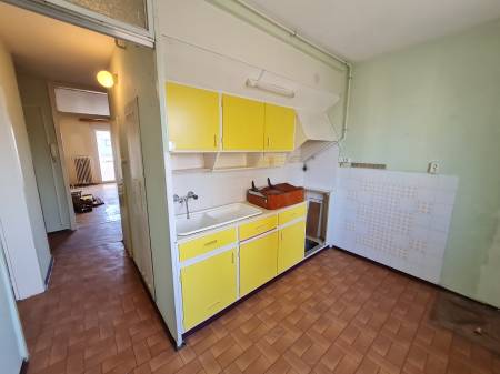eladó panel lakás, Dunaújváros