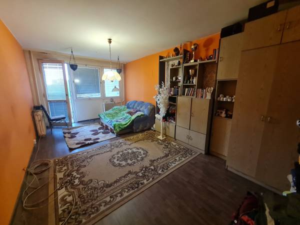 eladó panel lakás, Dunaújváros
