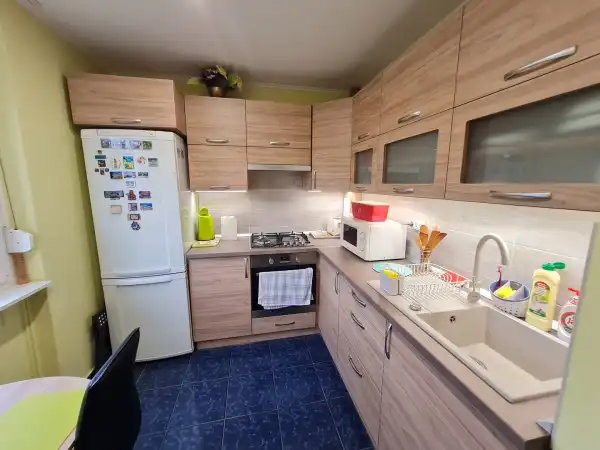 Eladó panel lakás, Dunaújváros 1+1 szoba 44 m² 31.5 M Ft