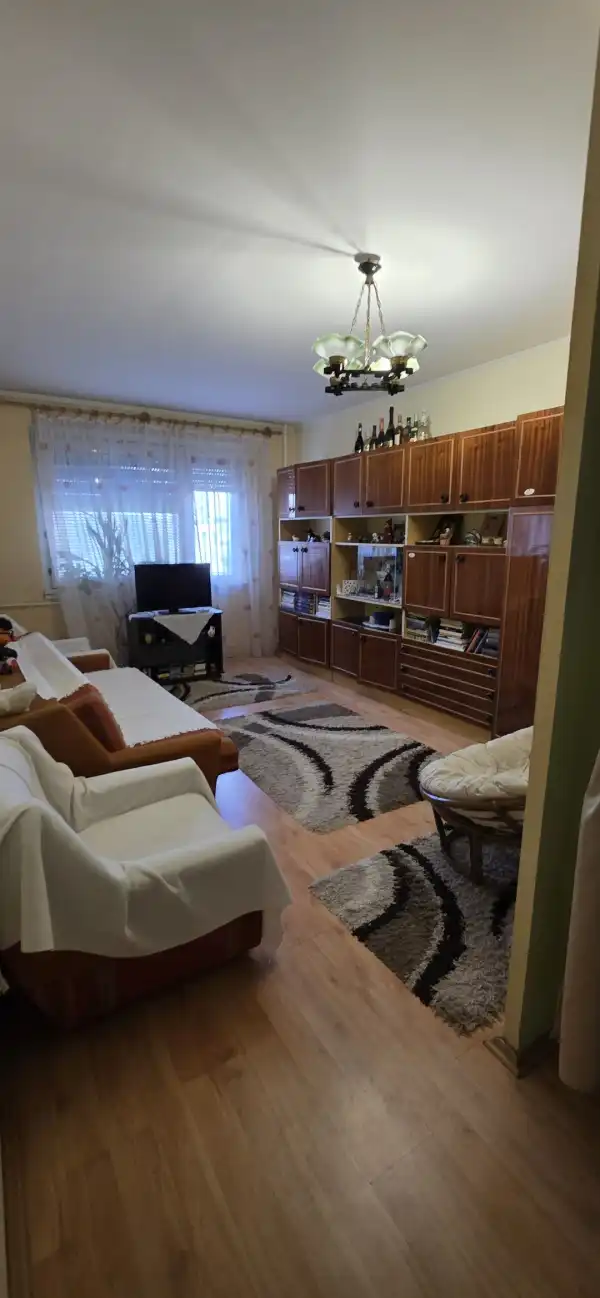 Eladó panel lakás, Dunaújváros 2 szoba 59 m² 31.9 M Ft