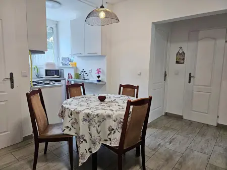 Eladó panel lakás, Eger 2 szoba 52 m² 43.8 M Ft
