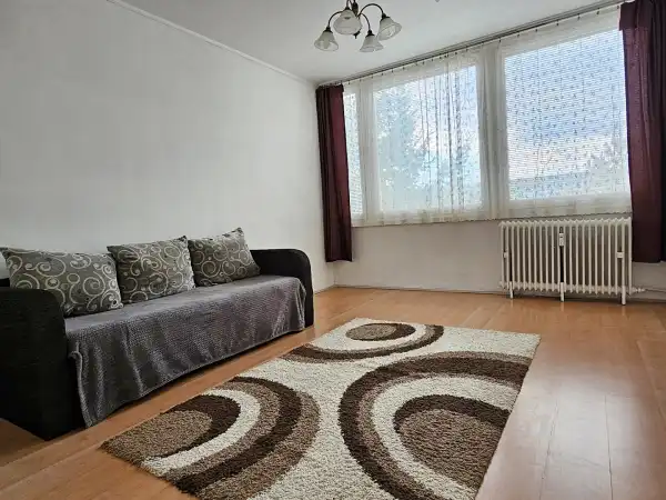 Eladó panel lakás, Eger 2+1 szoba 60 m² 35.9 M Ft