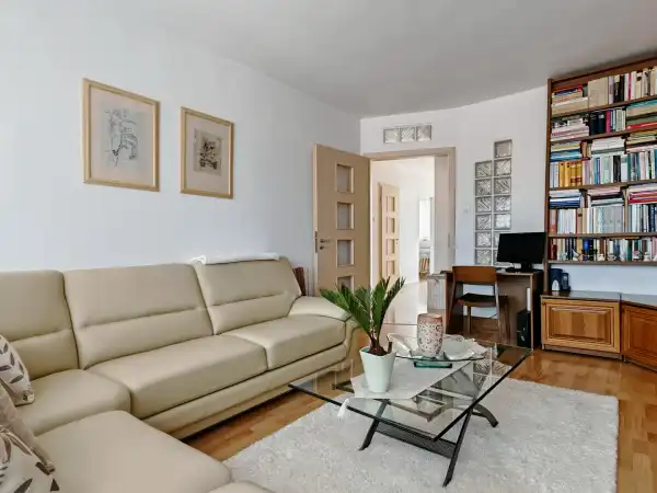 Eladó panel lakás, Eger 3 szoba 73 m² 69 M Ft