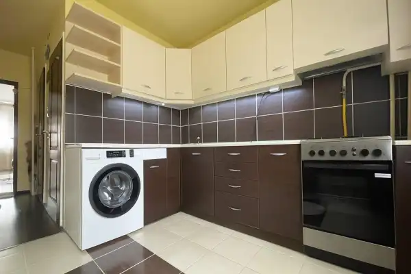 Eladó panel lakás, Eger 3 szoba 61 m² 49.9 M Ft