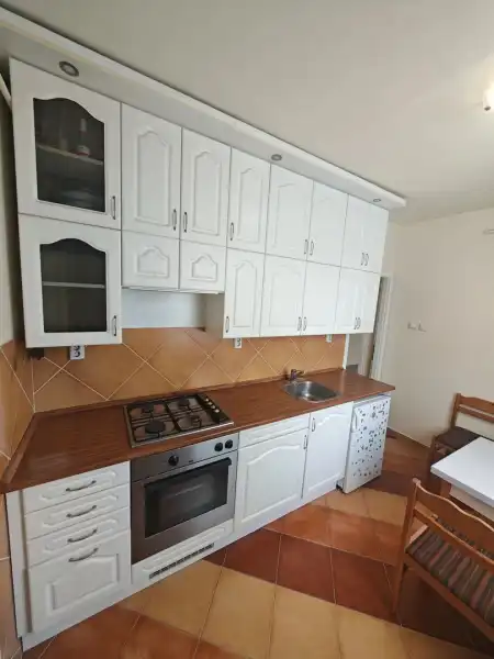 eladó panel lakás, Eger