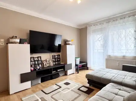 eladó panel lakás, Eger