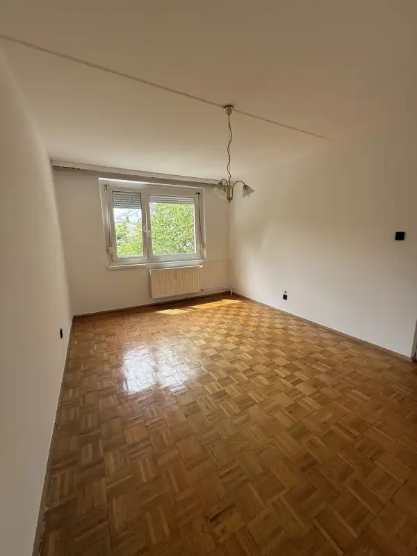 Eladó panel lakás, Győr 1+1 szoba 47 m² 42 M Ft