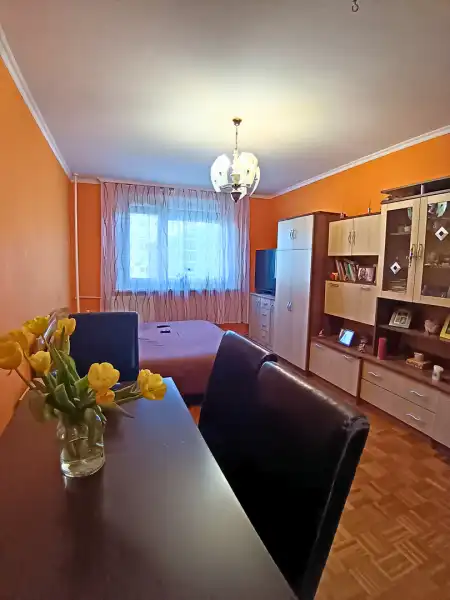 eladó panel lakás, Győr