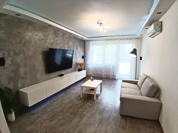 Eladó panel lakás, Győr 2 szoba 55 m² 59.9 M Ft