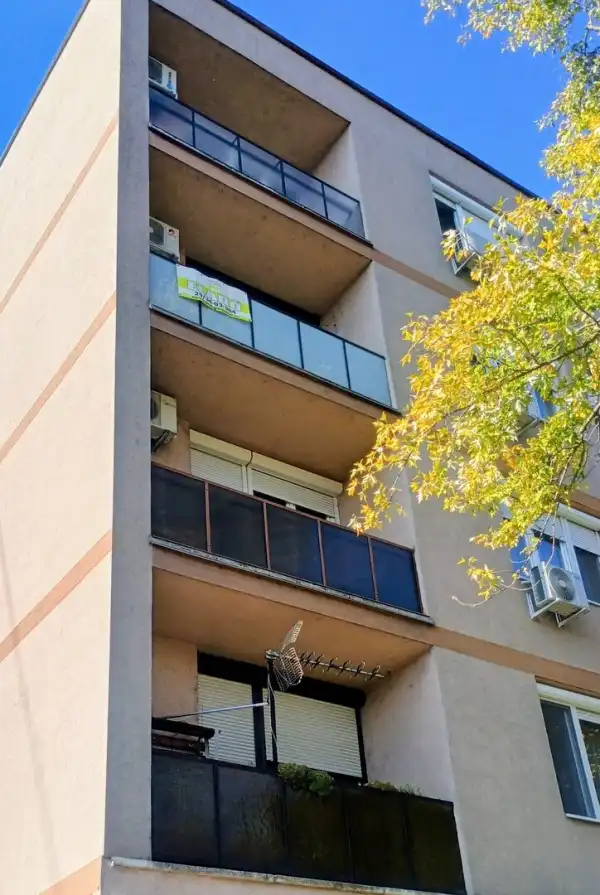 Eladó panel lakás, Hajdúböszörmény 2 szoba 54 m² 45 M Ft Eladó panel lakás, Hajdúböszörmény 2 szoba 54 m² 45 M Ft