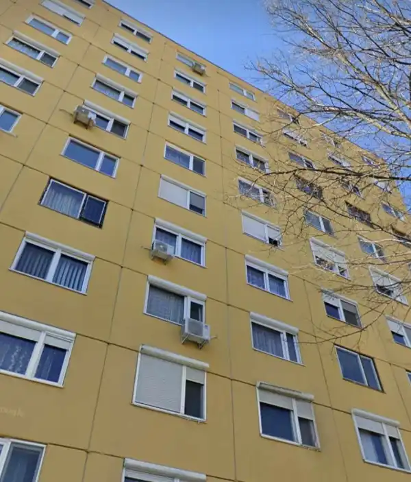 Eladó panel lakás, Miskolc 1+1 szoba 35 m² 22.5 M Ft