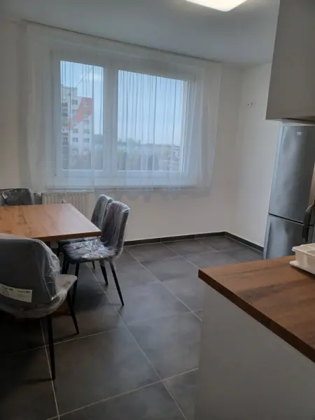 eladó panel lakás, Mosonmagyaróvár