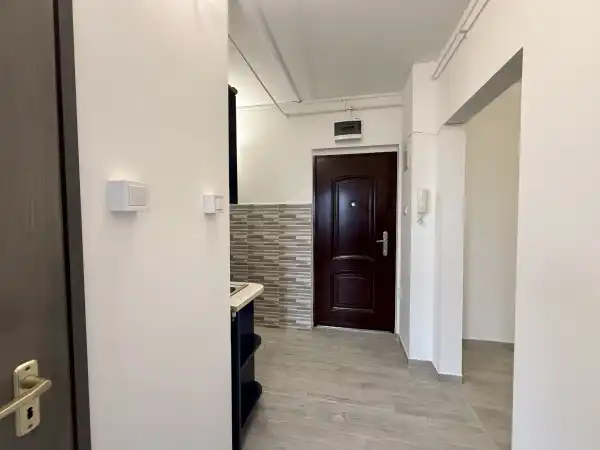 Eladó panel lakás, Oroszlány 1+2 szoba 36 m² 29.5 M Ft