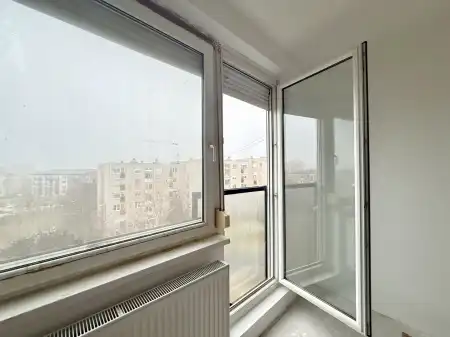 eladó panel lakás, Oroszlány