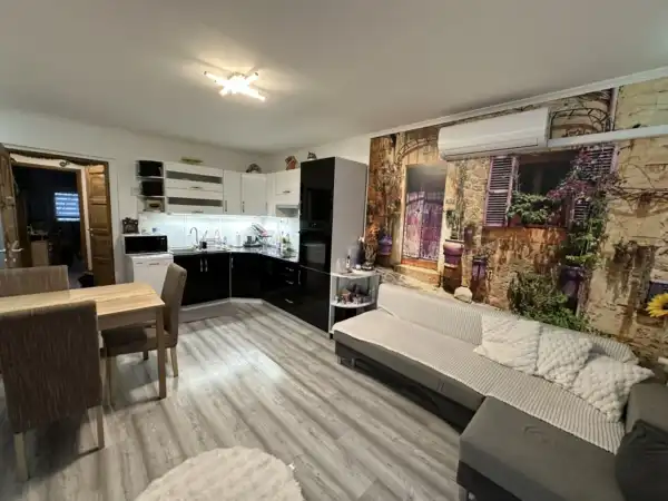 Eladó panel lakás, Paks 2+1 szoba 57 m² 49.5 M Ft