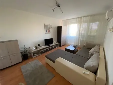 Eladó panel lakás, Paks 2 szoba 48 m² 37.9 M Ft