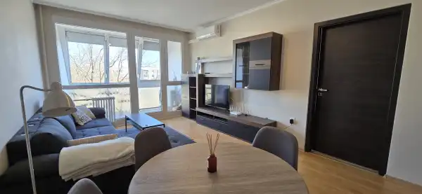 Eladó panel lakás, Paks 3 szoba 62 m² 53 M Ft