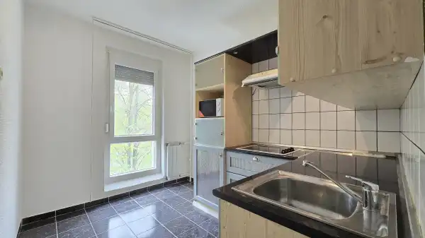 Eladó panel lakás, Paks 2+1 szoba 58 m² 47.9 M Ft