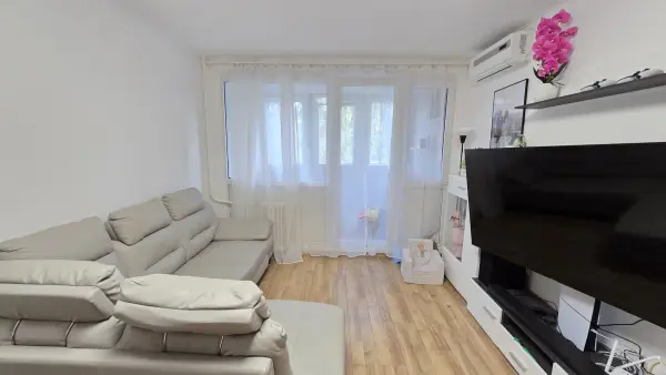Eladó panel lakás, Paks 3 szoba 65 m² 51.9 M Ft