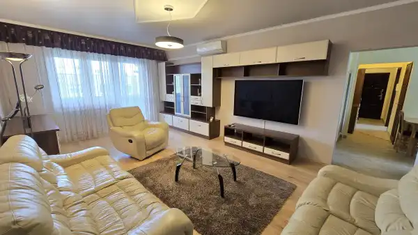 Eladó panel lakás, Paks 3+1 szoba 85 m² 53 M Ft