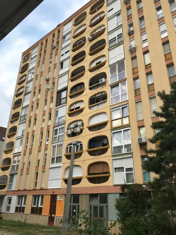 Eladó panel lakás, Pécs 3 szoba 63 m² 47.9 M Ft