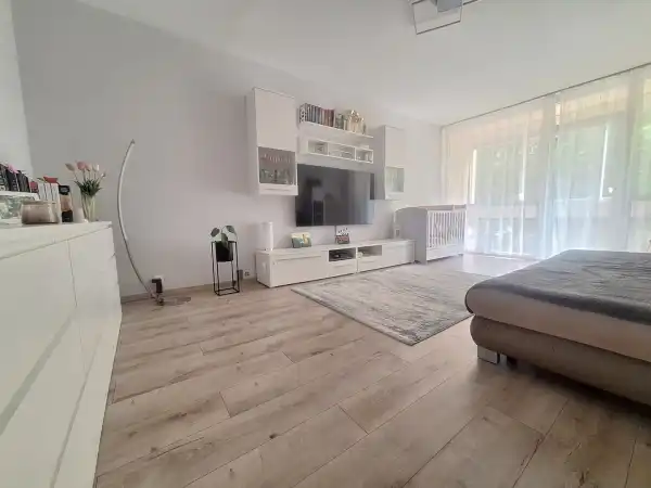 Eladó panel lakás, Pécs 2 szoba 53 m² 41.99 M Ft