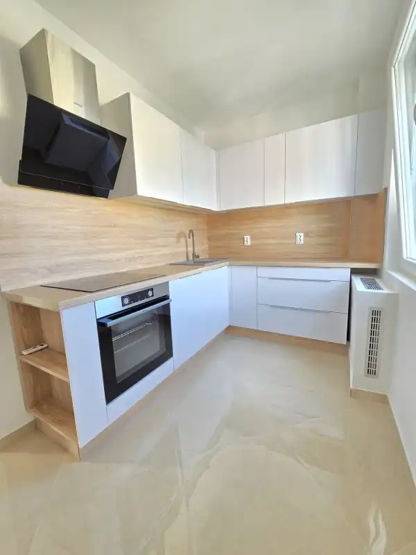 Eladó panel lakás, Pécs 2 szoba 52 m² 46.9 M Ft