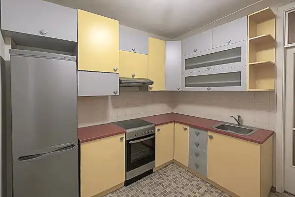 Eladó panel lakás, Pécs 2+1 szoba 59 m² 49.9 M Ft