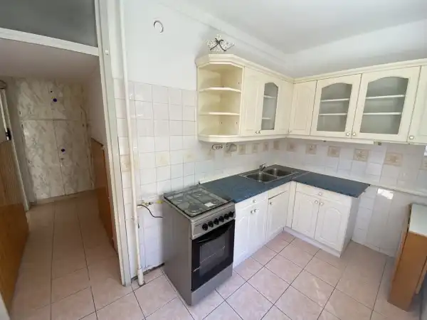 Eladó panel lakás, Sopron 2 szoba 49 m² 42 M Ft