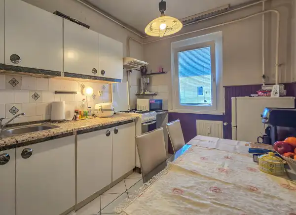 Eladó panel lakás, Sopron 1+2 szoba 62 m² 51.9 M Ft