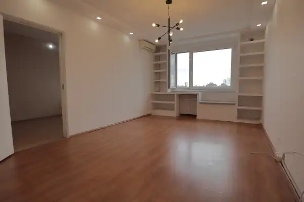 Eladó panel lakás, Szeged 3 szoba 61 m² 51.9 M Ft