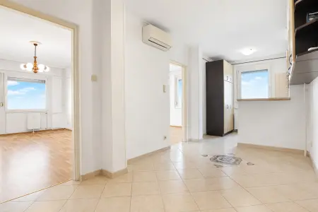 Eladó panel lakás, Szeged 3 szoba 74 m² 73.99 M Ft