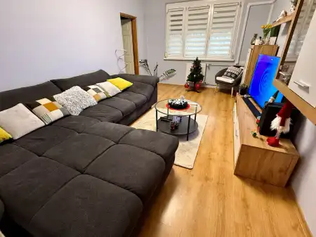 eladó panel lakás, Szeged