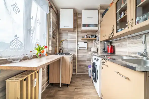 Eladó panel lakás, Szeged 2 szoba 47 m² 42.9 M Ft