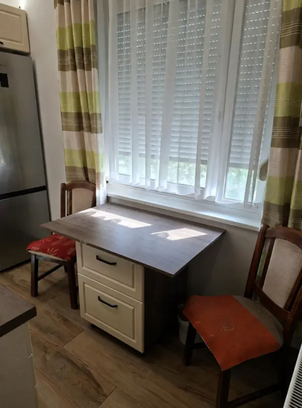 Eladó panel lakás, Székesfehérvár 2+2 szoba 68 m² 69.99 M Ft