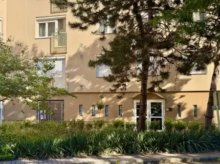eladó panel lakás, Székesfehérvár