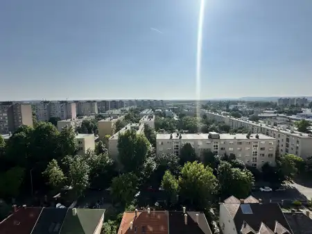 eladó panel lakás, Székesfehérvár